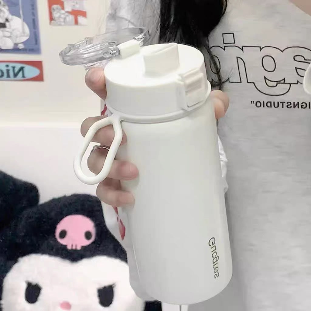 Ladies insulated drinking vessel with innovative flip lid Kalsten