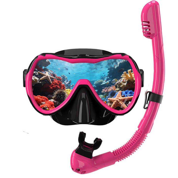 Diving mask with wide field of vision by Kalsten