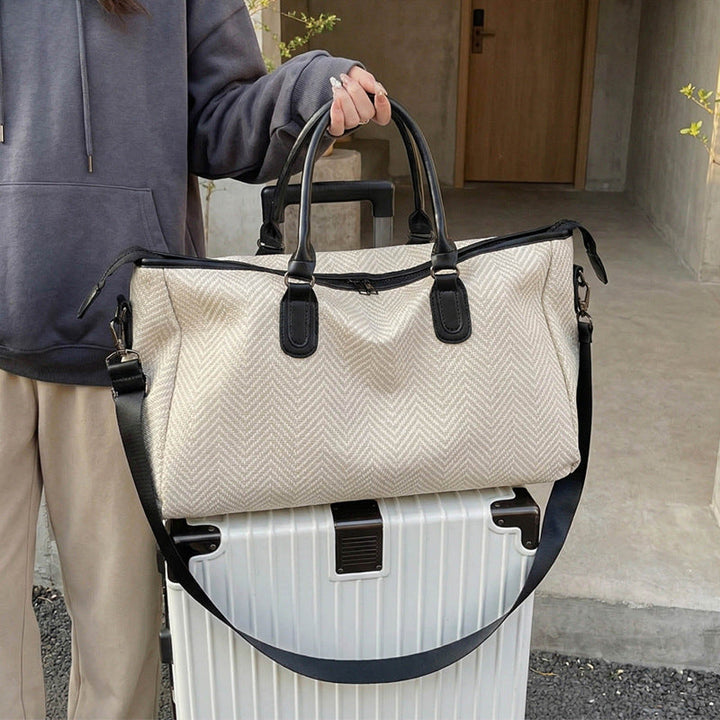 Durable travel bag with versatile interior layout Kalsten