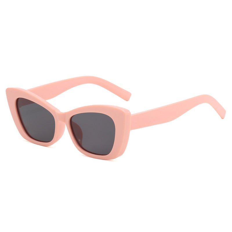 Ladies Cat-Eye Sunglasses with Stylish Elements Kalsten