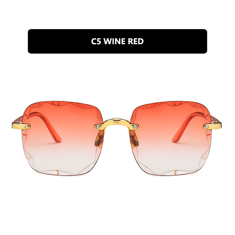 Women's trendy square sunglasses with luxurious metal frame Kalsten