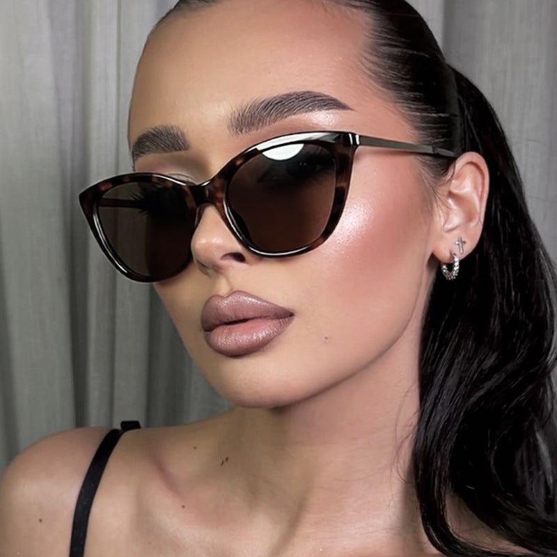 Ladies elegant Cat-Eye sunglasses with high-quality frame and UV protection Kalsten