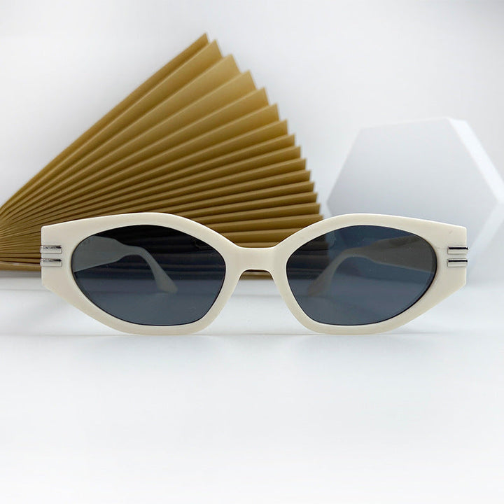 Women's Cat-Eye Sunglasses in stylish design with sturdy frame Kalsten