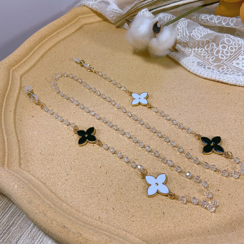 Elegant pearl necklace with flower pendants Kalsten