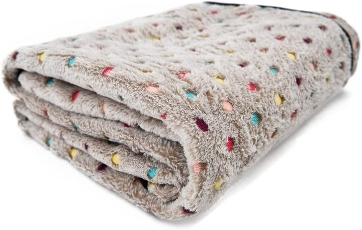 Women's Cozy Plush Blanket with Polka Dot Pattern Kalsten