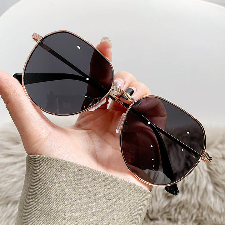 Ladies cat-eye sunglasses with elegant metal frame Kalsten