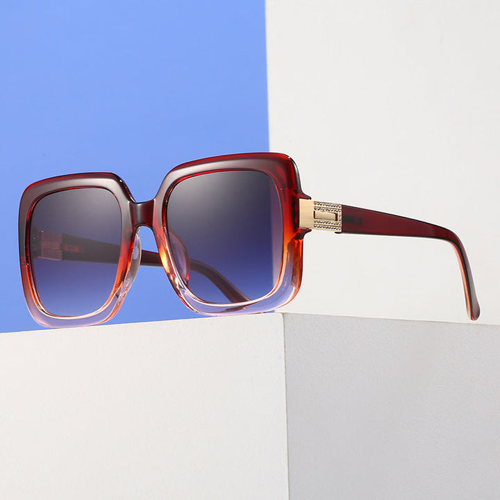 Women's elegant oversized sunglasses with luxurious metal accents Kalsten