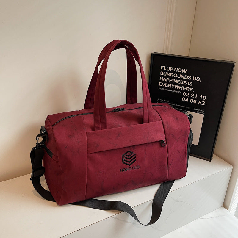 Sporty Travel Bag with Comfortable Shoulder Strap Kalsten