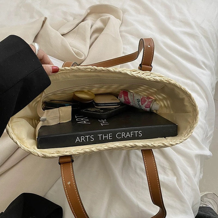 Handwoven Beach Bag in Modern Design Kalsten