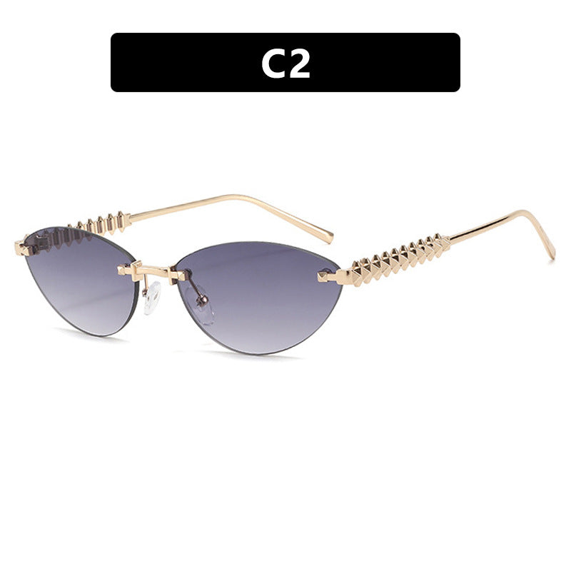 Women's sunglasses in modern, geometric design with stylish metal frame and UV protection Kalsten