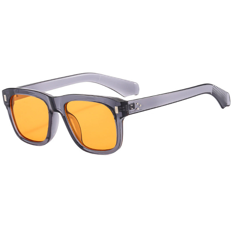 Women's fashionable sunglasses in stylish and contemporary design Kalsten