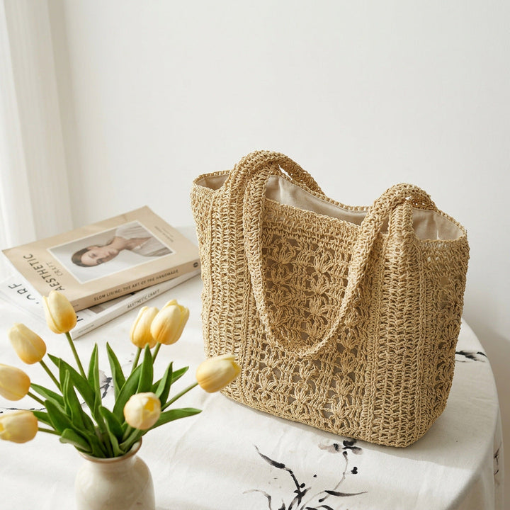 Boho Style Handbag Made of Braided Natural Material Kalsten