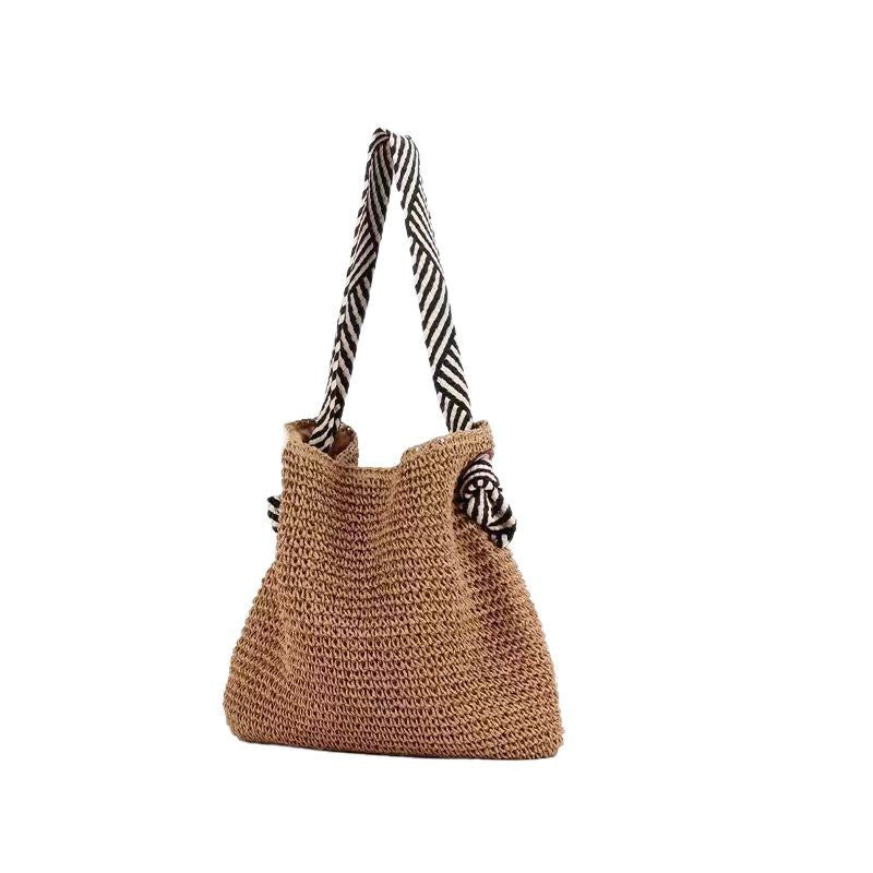 Trendy Macramé Tote with Playful Details Kalsten