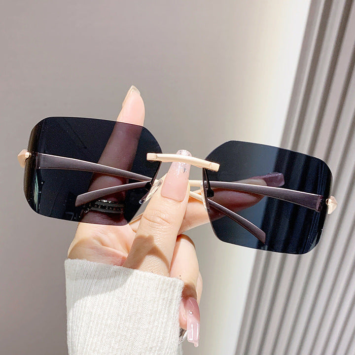 Women's fashion square sunglasses with embellished metal frame Kalsten