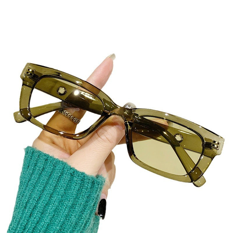 Women's modern, geometric sunglasses with stylish, sturdy frame Kalsten