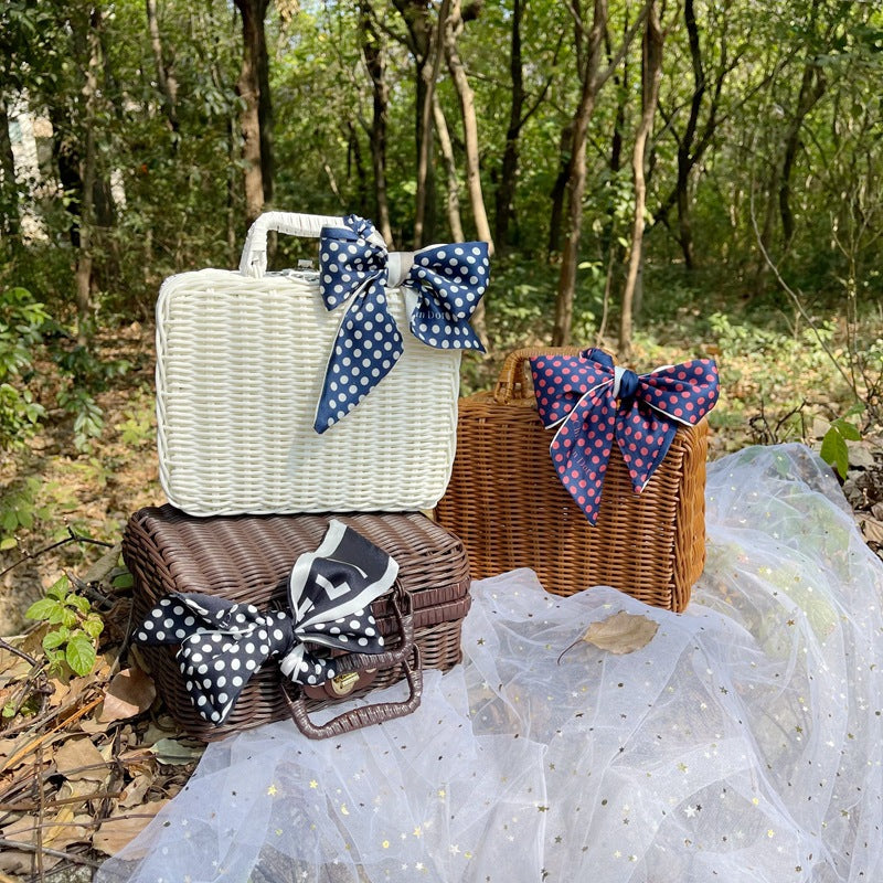 Ladies elegant and stylish cosmetic case Kalsten