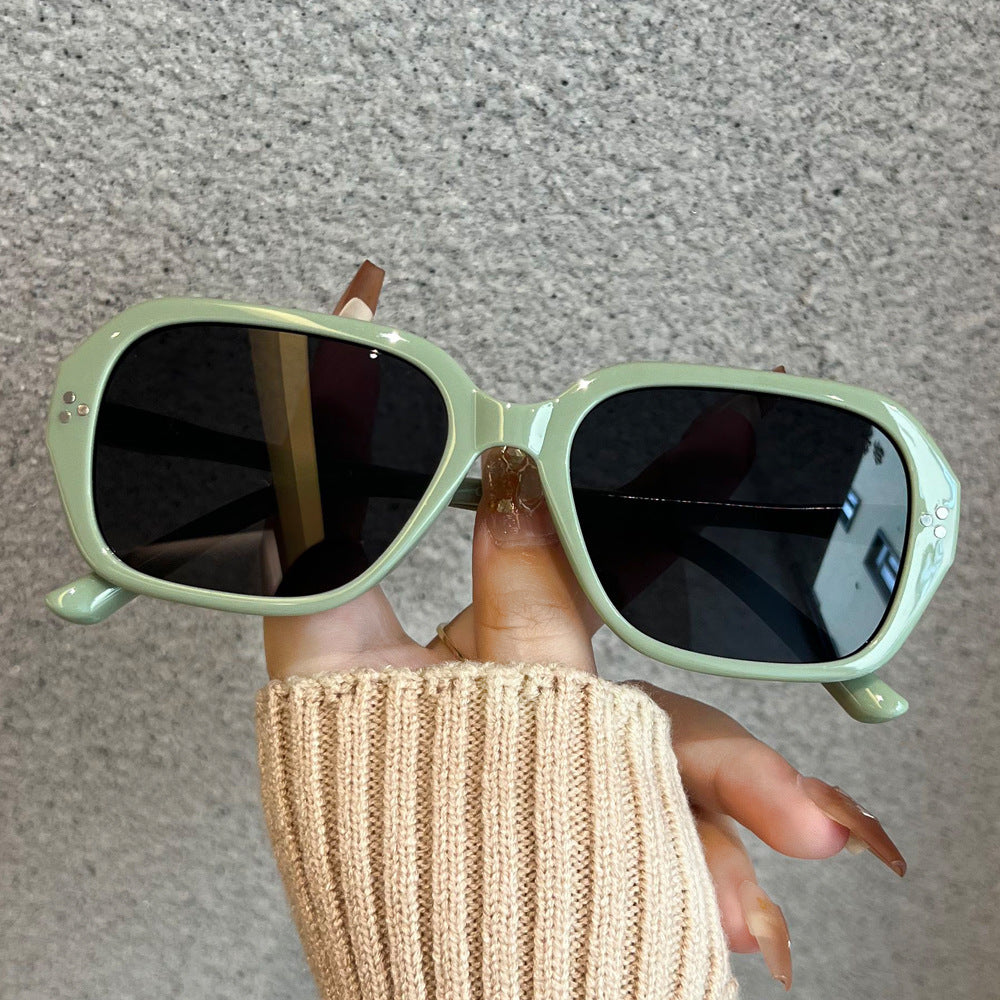 Women's fashionable oversized sunglasses in elegant design Kalsten