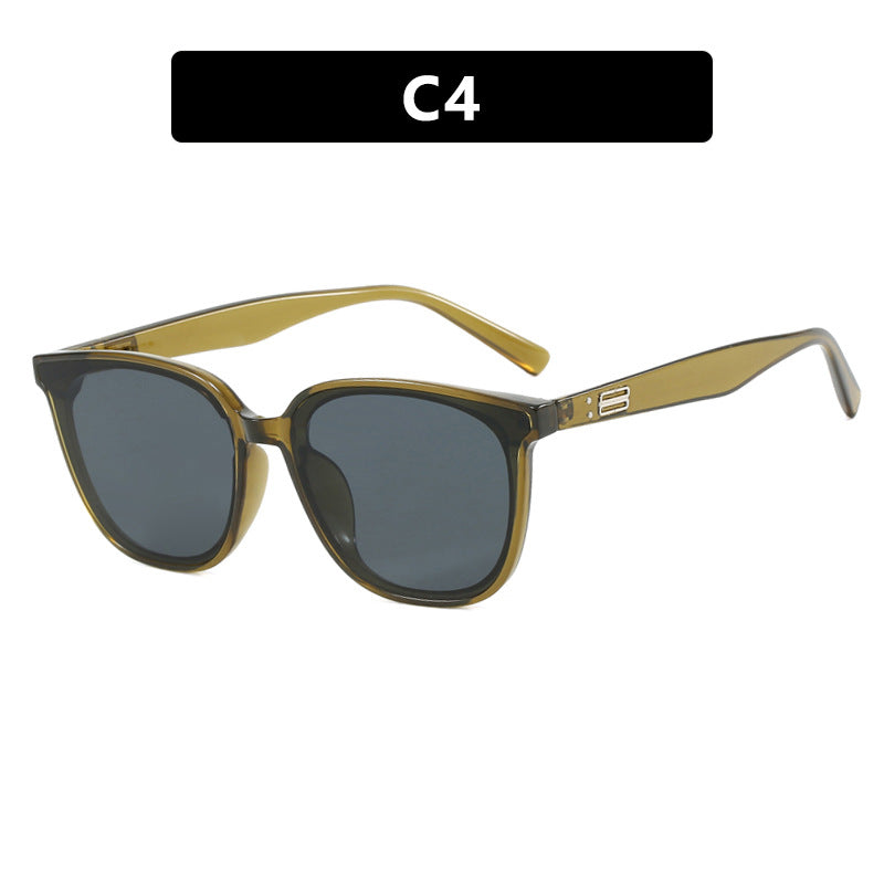 Women’s sunglasses in modern chic style Kalsten
