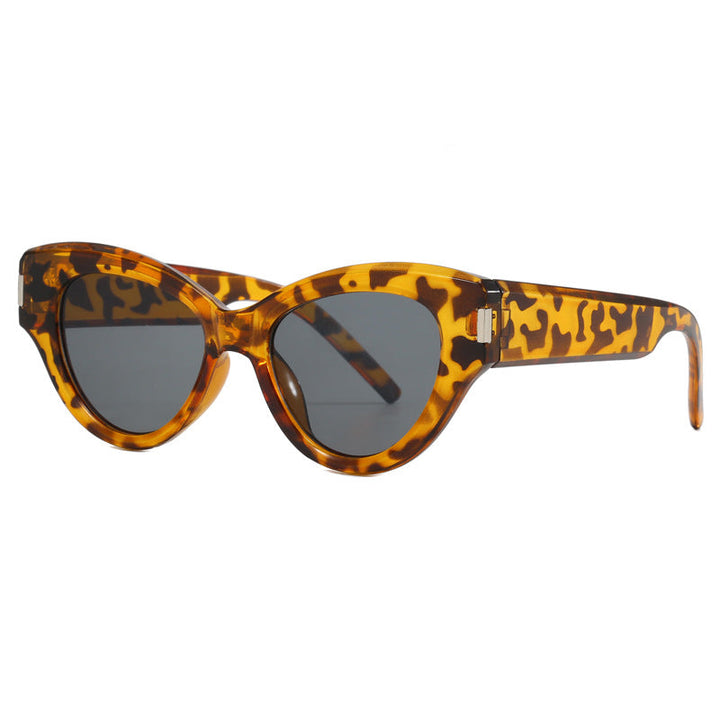 Ladies Cat-Eye Sunglasses with modern, eye-catching design Kalsten