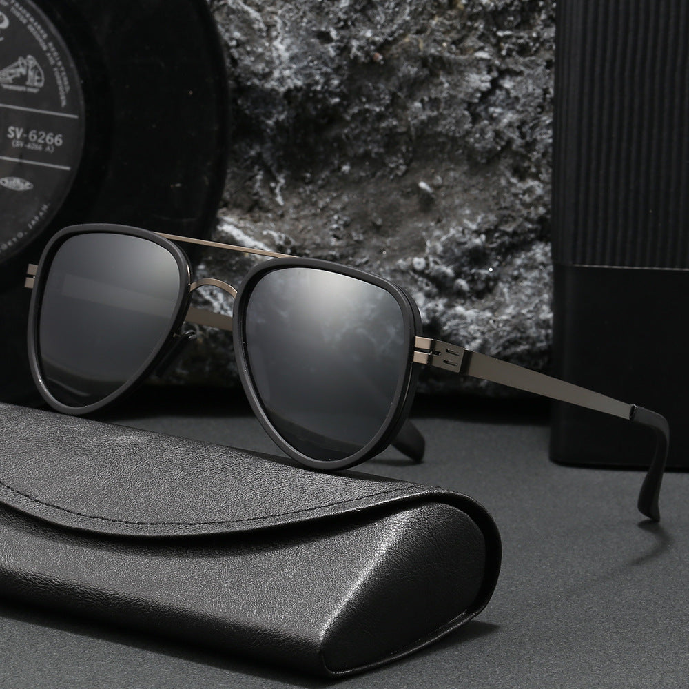 Women Aviator Sunglasses with robust metal frame and polarized lenses Kalsten