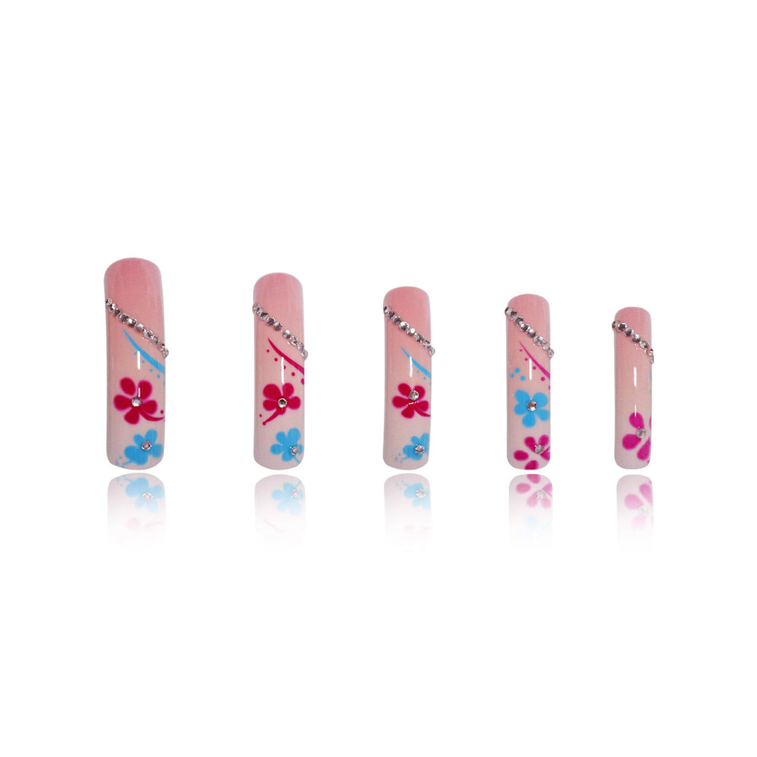 Artfully Designed Floral Press-On Nails Kalsten