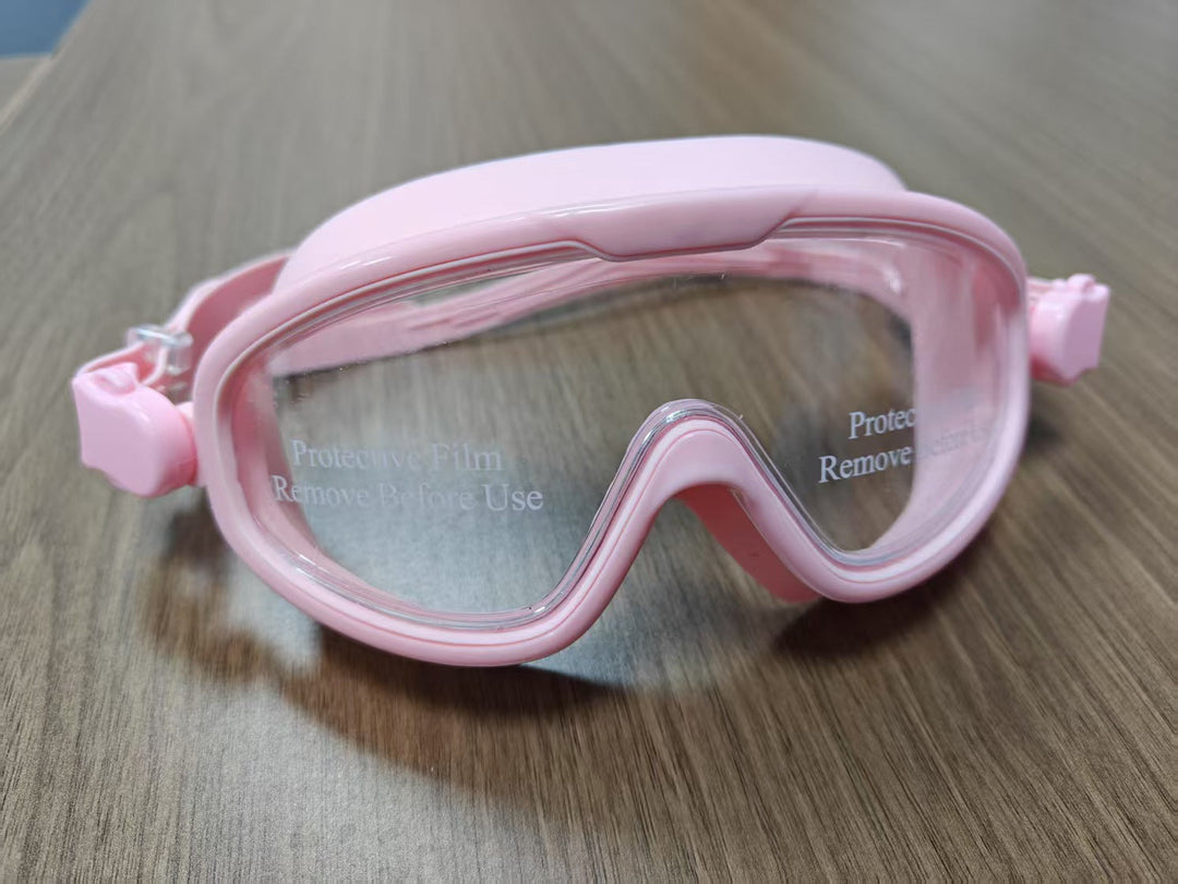 Swimming mask with anti-fog coating and ergonomic silicone frame Kalsten