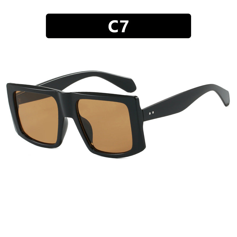 Women's square sunglasses with robust plastic frame and protective UV filter Kalsten