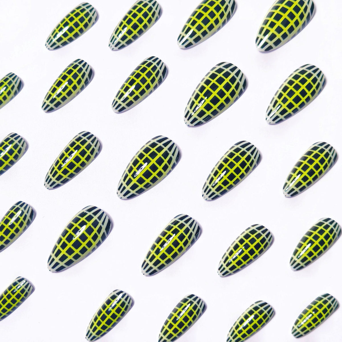Trendy Geometric Nail Art Acalora