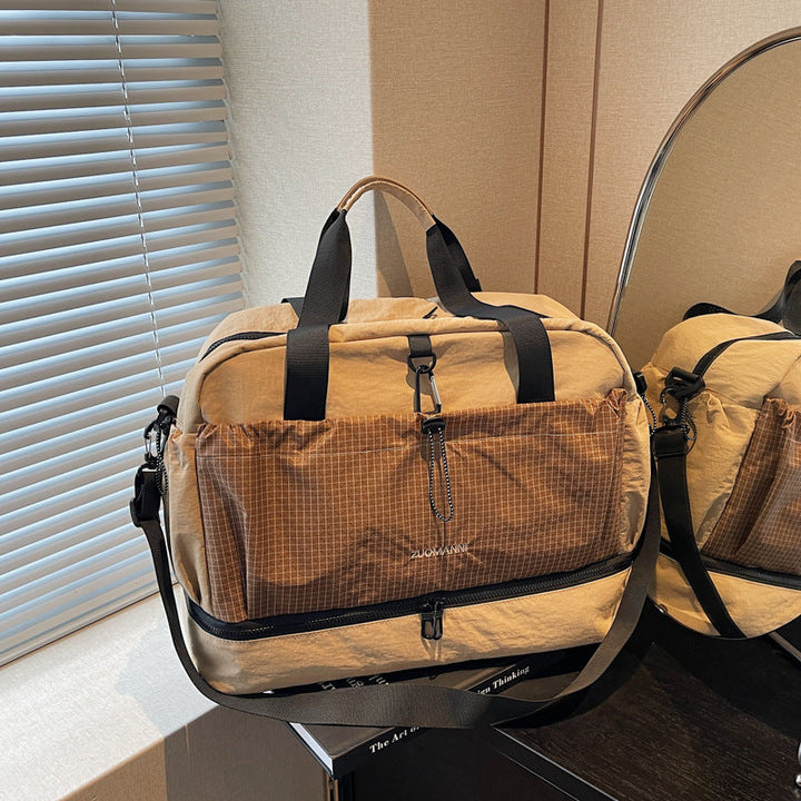 Spacious Fitness Bag With Removable Shoulder Straps Kalsten