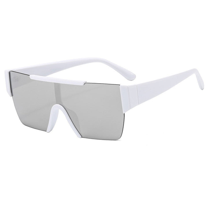 Ladies Sporty Oversized Sunglasses with Modern Protective Frame Kalsten