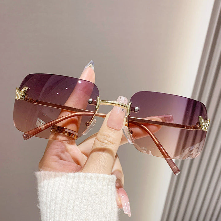 Women's fashion sunglasses with unique frame and luxurious accents Kalsten