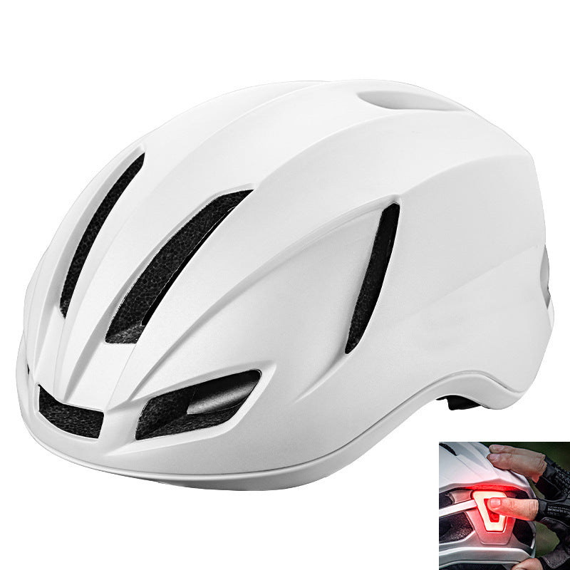 Road bike helmet with integrated safety light Kalsten