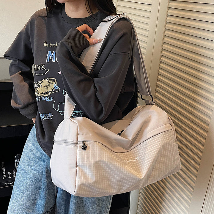 Sporty Shoulder Bag Kalsten