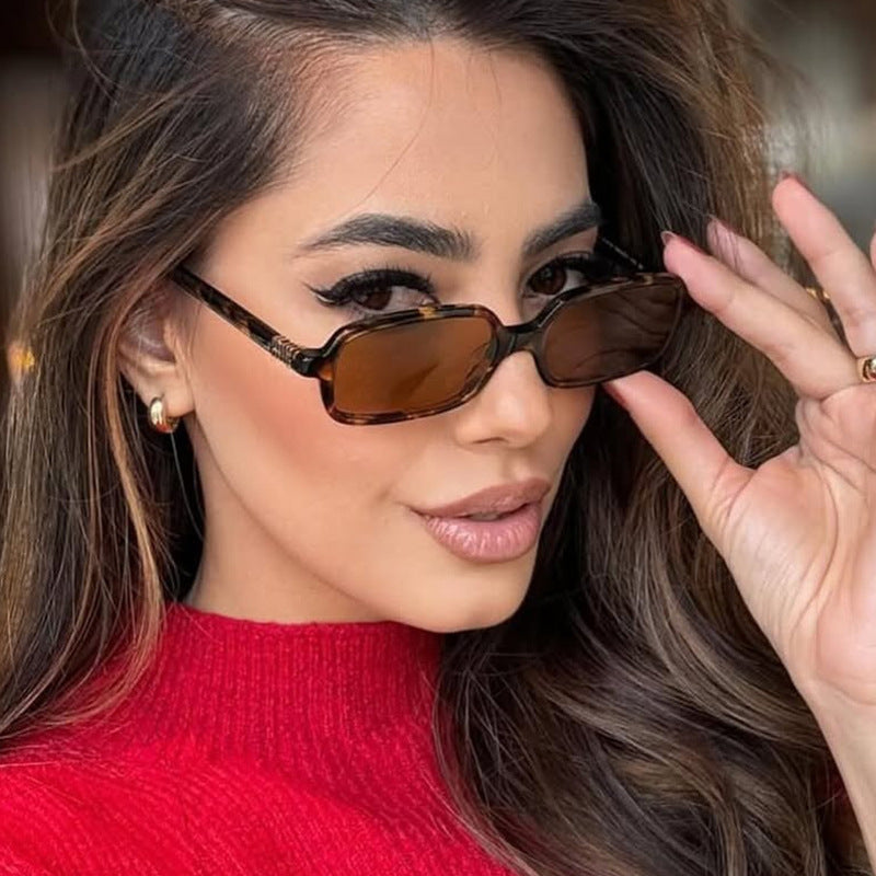 Women's fashionable square glasses with elegant plastic frame and gold accents Kalsten