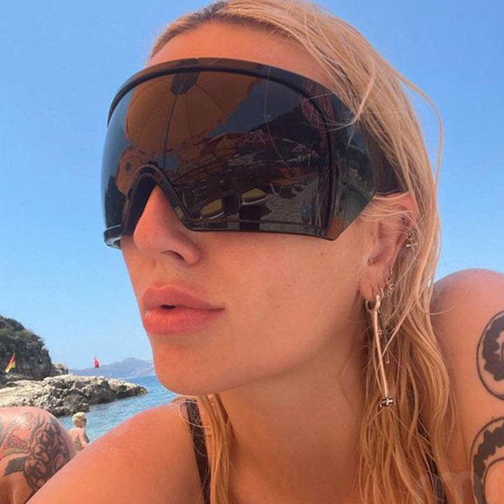 Women sporty sunglasses with aerodynamic design Kalsten