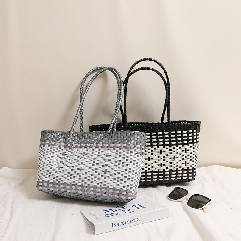 Braided tote bag with modern accents Kalsten
