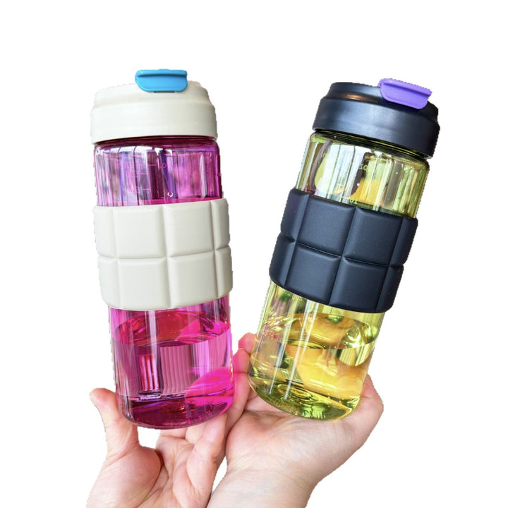 Women's transparent drinking bottle with non-slip silicone coating Kalsten