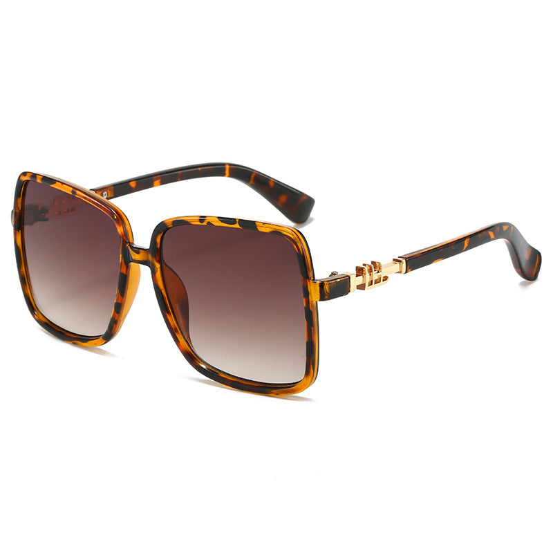 Women's Fashion Sunglasses with Unique Gradient Kalsten