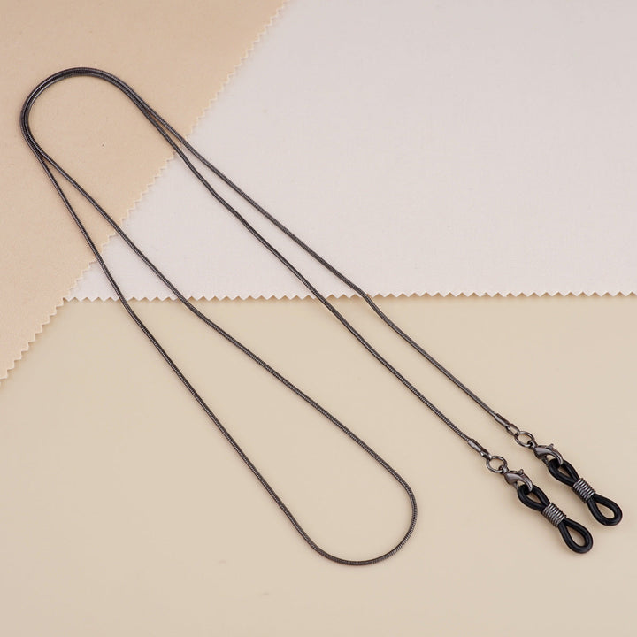 Sleek Metal Eyewear Chain Kalsten