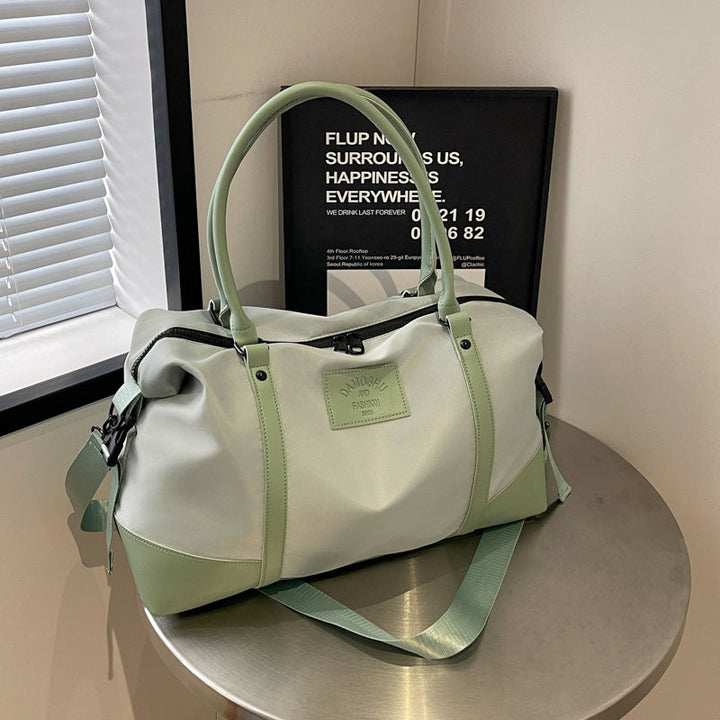 Sporty travel bag with comfortable compartments Kalsten