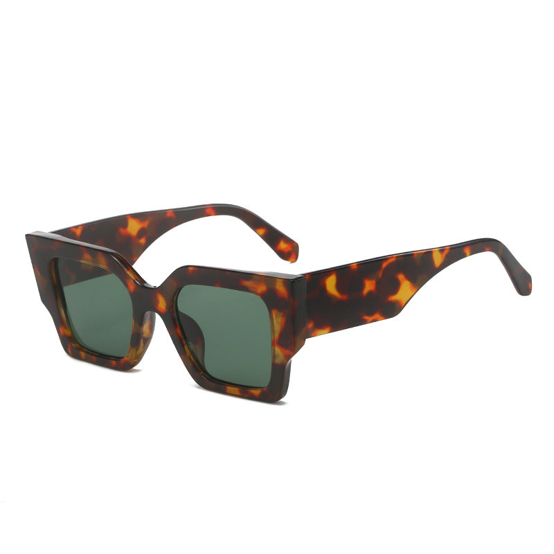 Ladies fashionable square sunglasses with wide frame and UV protection Kalsten