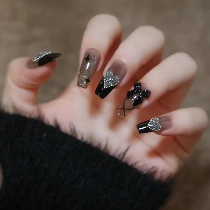 Artificial Glamorous Heart Nail Tips Kalsten
