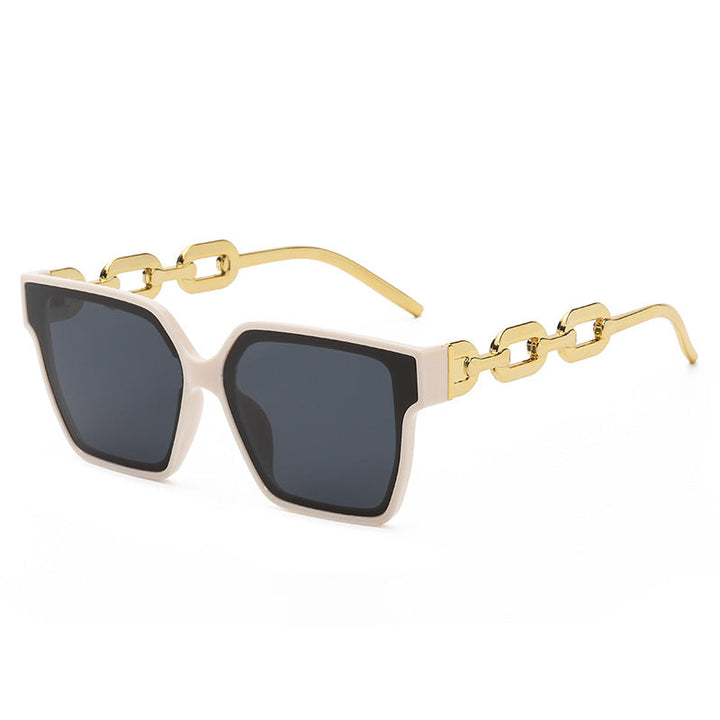 Women Oversized Fashion Sunglasses with Exceptional Chain Design Kalsten