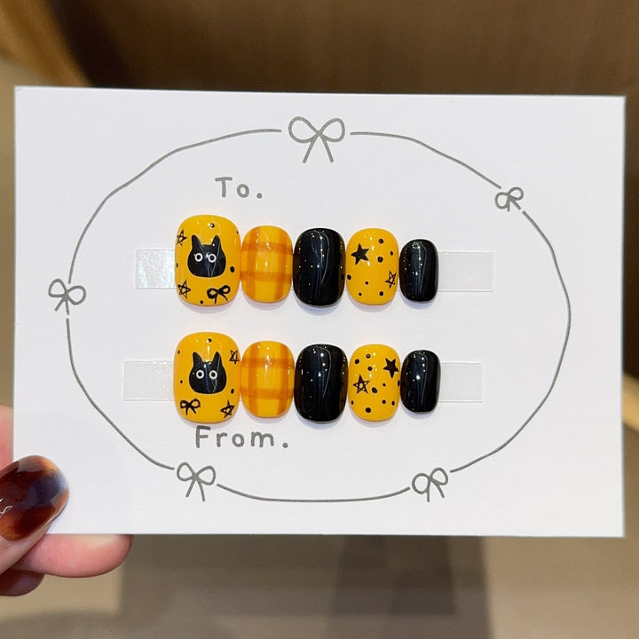 Creative Nail Art with Halloween Motif Kalsten