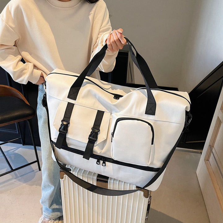 Robust Sport Duffel Bag with Multiple Exterior Pockets Kalsten