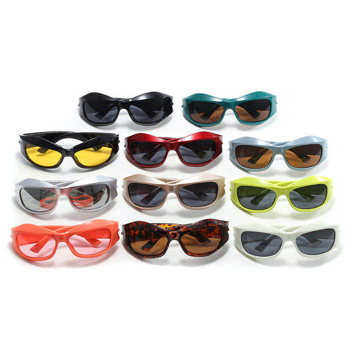 Women Retro Sunglasses in trendy Shield design Kalsten