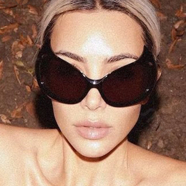 Women futuristic sunglasses with stylish design and protective UV filter Kalsten