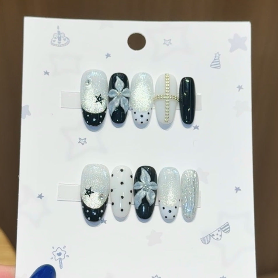 Glamorous artificial nail tips with floral accents Kalsten