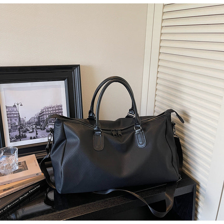 Durable travel bag with versatile interior layout Kalsten
