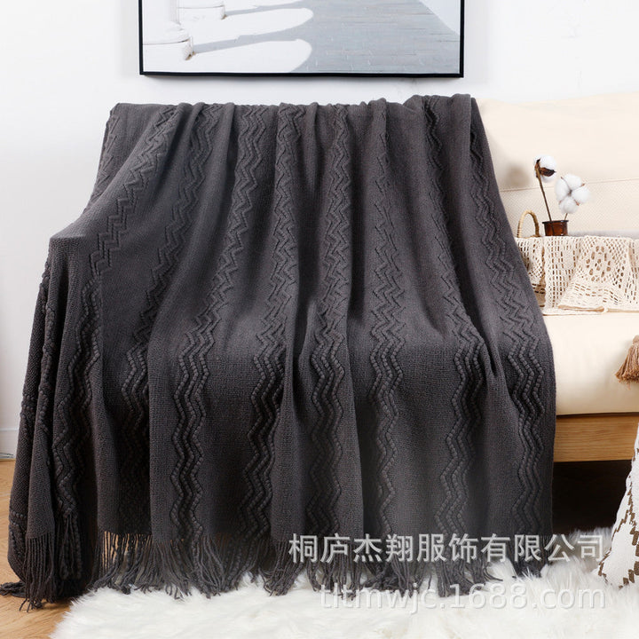 Women Comfortable Knitted Blanket with Modern Zigzag Pattern Kalsten